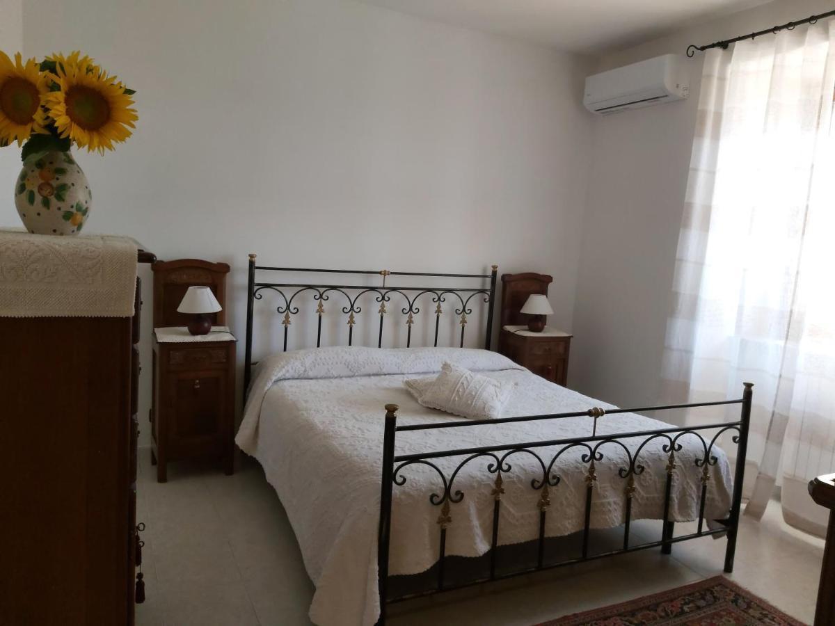 Cascina Il Volo Bed & Breakfast Moncalvo Dış mekan fotoğraf
