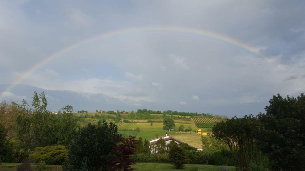 Cascina Il Volo Bed & Breakfast Moncalvo Dış mekan fotoğraf