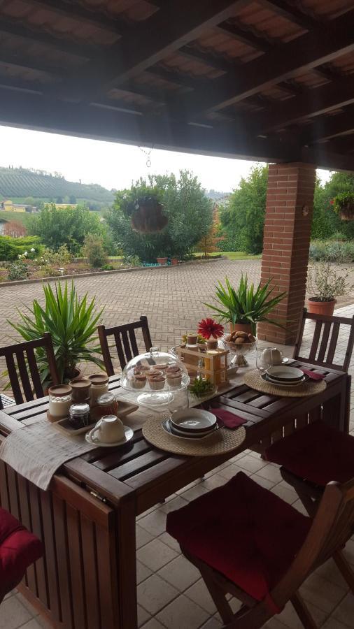 Cascina Il Volo Bed & Breakfast Moncalvo Dış mekan fotoğraf